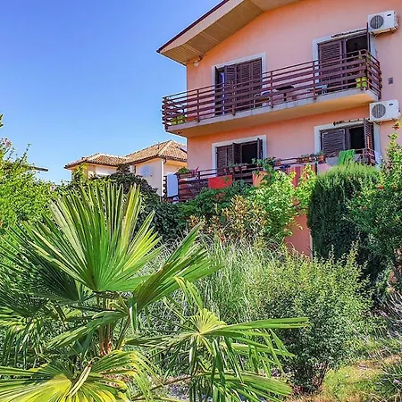 Apartment Marinici - With Private Parking *