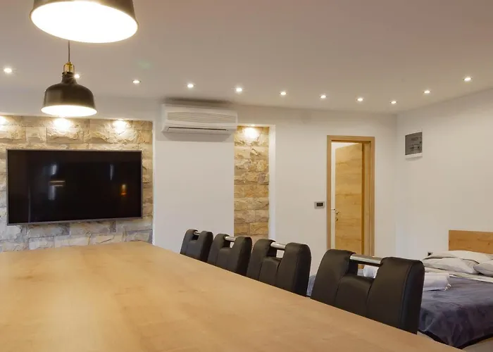 Apartament Marinici - With Private Parking Rijeka